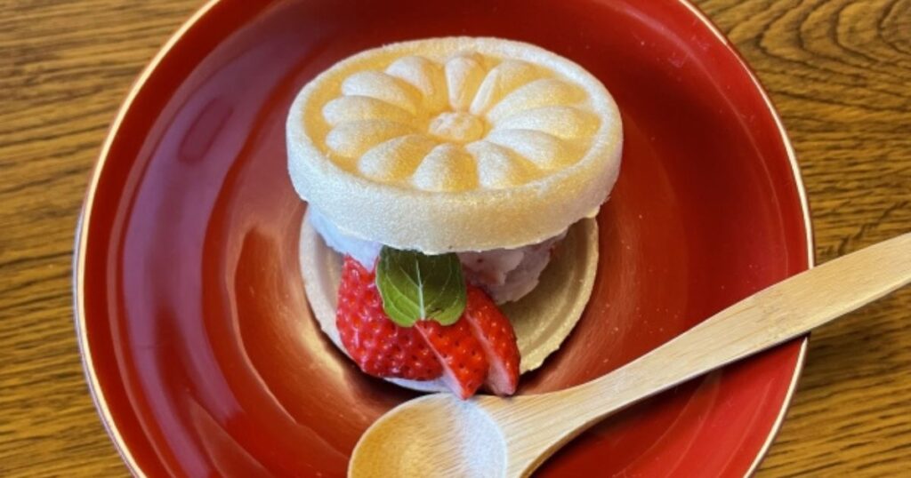 Three ways to enjoy “Monaka ice cream” for foreigners visiting Japan